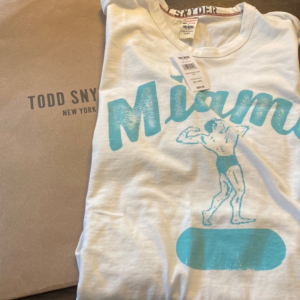 Todd Snyder Champion tshirt “Miami”
